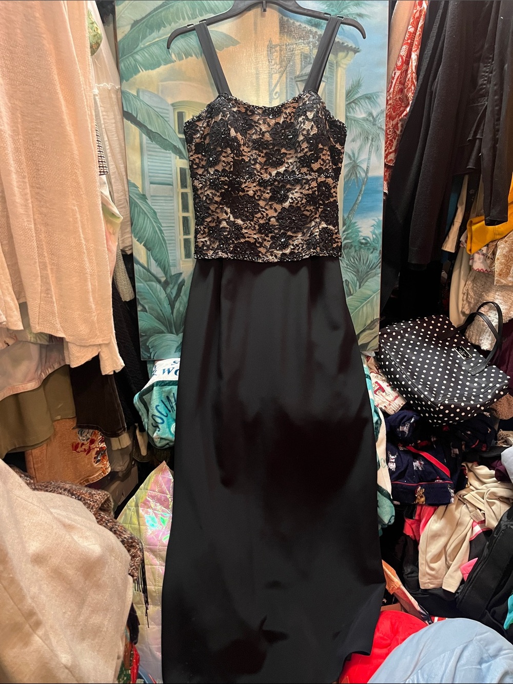 Avanti evening dress size 12 L=59